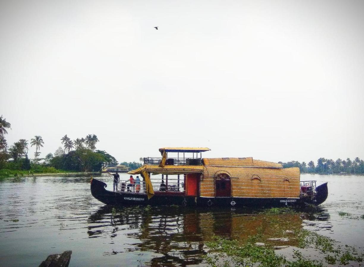 Beach Paradise Day Cruise Houseboat Alappuzha Bagian luar foto