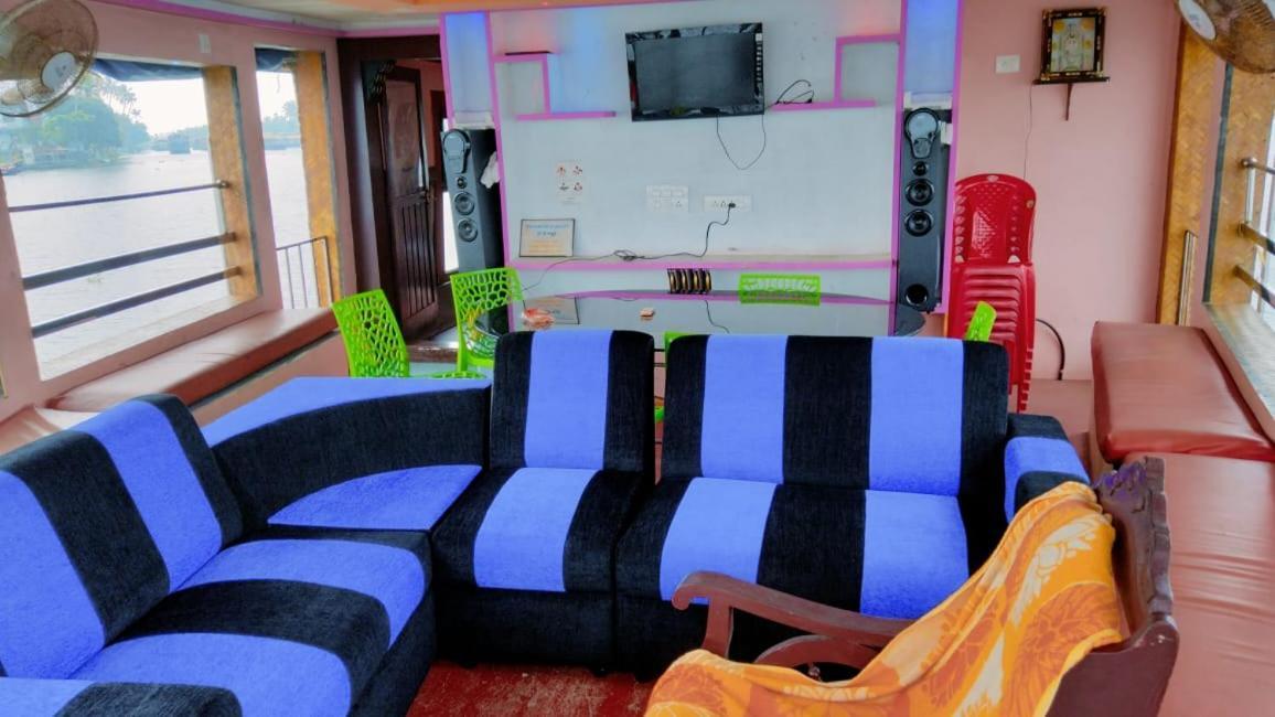 Beach Paradise Day Cruise Houseboat Alappuzha Bagian luar foto
