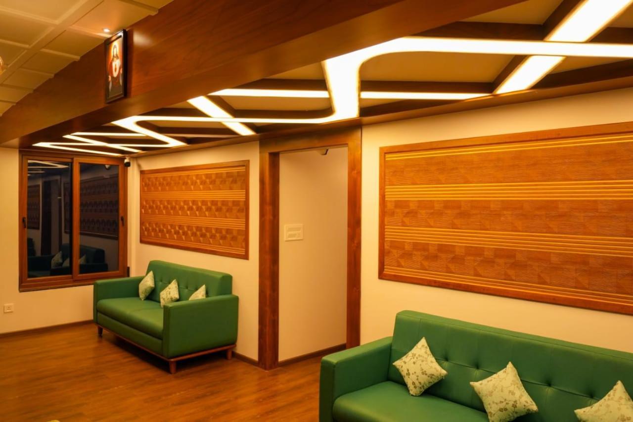 Beach Paradise Day Cruise Houseboat Alappuzha Bagian luar foto